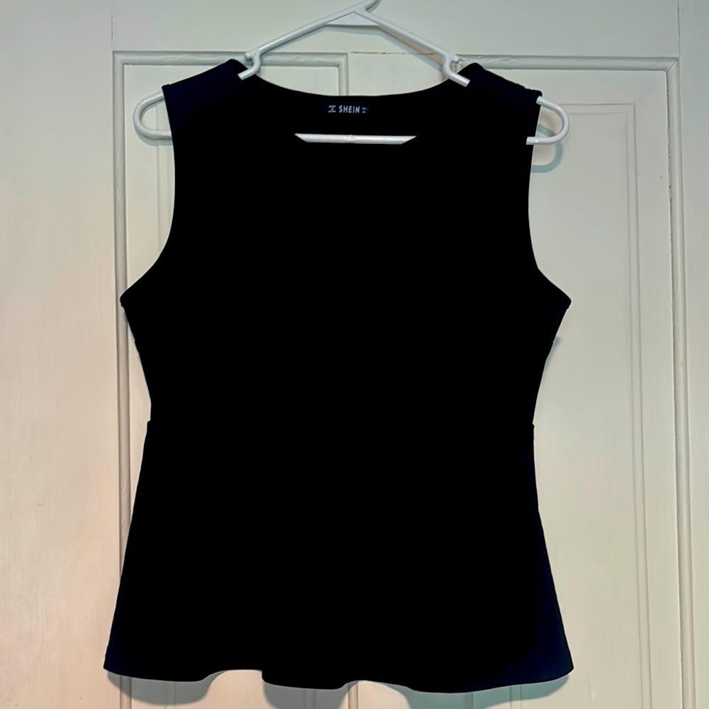 SHEIN Black Fitted Sleeveless Tank Top